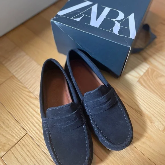 Zara navy suede loafers - Picture 1 of 4